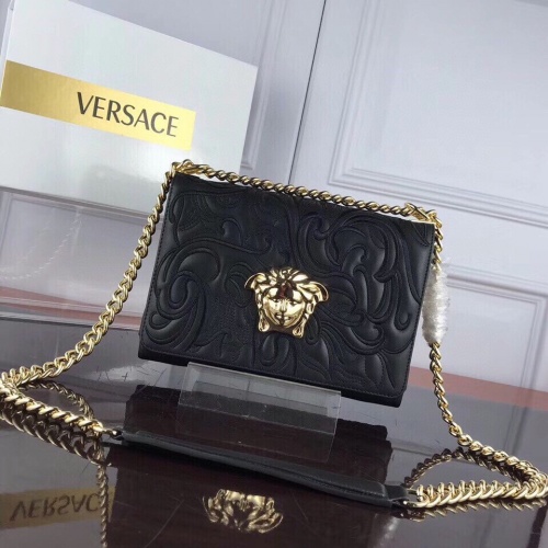 Versace AAA Quality Messenger Bags For Women #780612 $129.00 USD, Wholesale Replica Versace AAA Quality Messenger Bags
