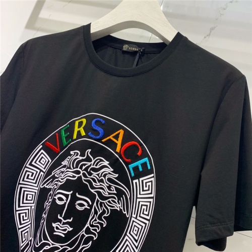 Replica Versace T-Shirts Short Sleeved For Men #781677 $41.00 USD for Wholesale
