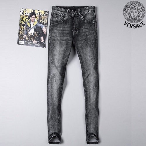 Versace Jeans For Men #781726 $42.00 USD, Wholesale Replica Versace Jeans