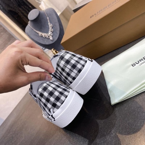 Replica Burberry Casual Shoes For Women #783600 $86.00 USD for Wholesale