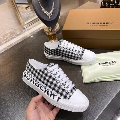 Replica Burberry Casual Shoes For Men #783601 $89.00 USD for Wholesale