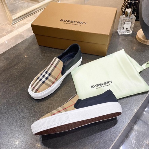 Replica Burberry Casual Shoes For Men #783611 $93.00 USD for Wholesale