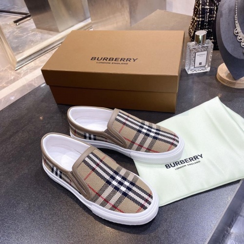 Replica Burberry Casual Shoes For Women #783616 $89.00 USD for Wholesale