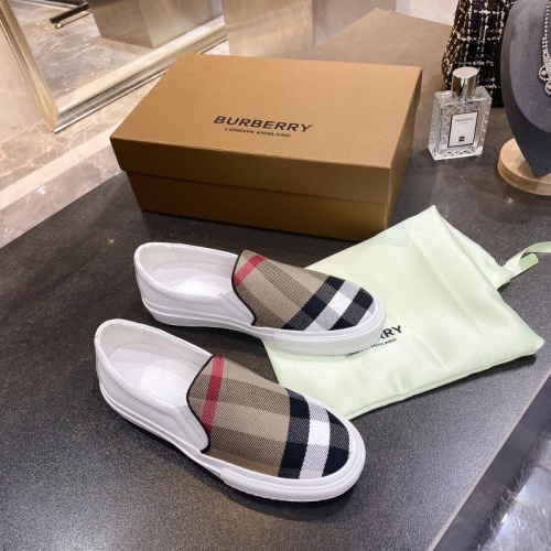 Replica Burberry Casual Shoes For Men #783621 $93.00 USD for Wholesale