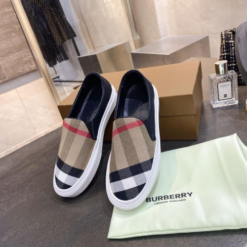 Replica Burberry Casual Shoes For Men #783622 $93.00 USD for Wholesale