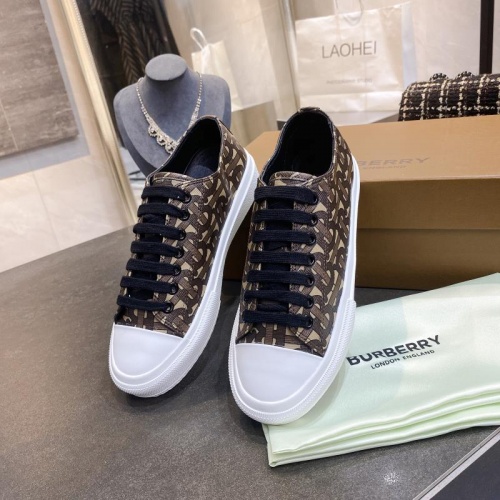 Replica Burberry Casual Shoes For Men #783630 $86.00 USD for Wholesale