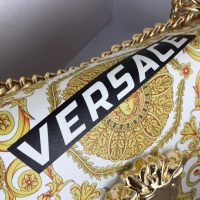 $129.00 USD Versace AAA Quality Messenger Bags For Women #780618