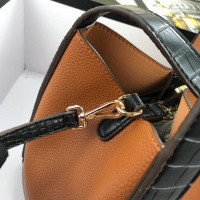 $99.00 USD Prada AAA Quality Handbags For Women #782858