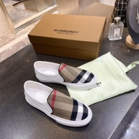$93.00 USD Burberry Casual Shoes For Men #783621