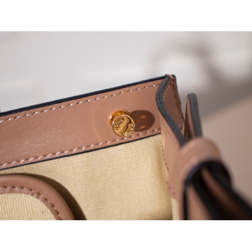 Replica Fendi AAA Quality Handbags #784994 $125.00 USD for Wholesale