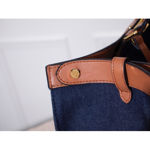 Replica Fendi AAA Quality Handbags #784997 $125.00 USD for Wholesale
