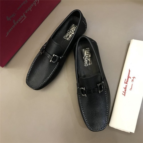 Salvatore Ferragamo Leather Shoes For Men #785152
