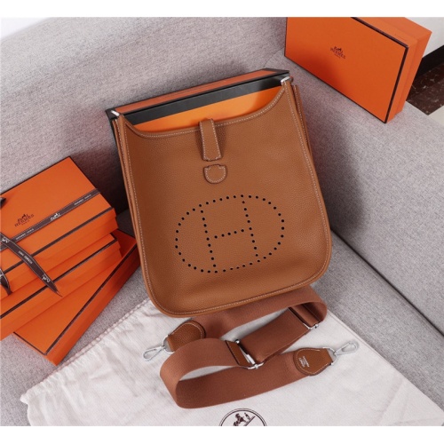 Replica Hermes AAA Quality Messenger Bags For Women #786092 $103.00 USD for Wholesale