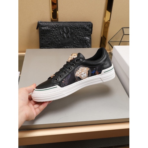 Replica Versace Casual Shoes For Men #786357 $76.00 USD for Wholesale