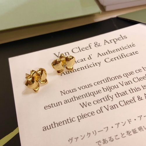 Van Cleef &amp; Arpels Earrings #789372 $29.00 USD, Wholesale Replica Van Cleef &amp; Arpels Earrings