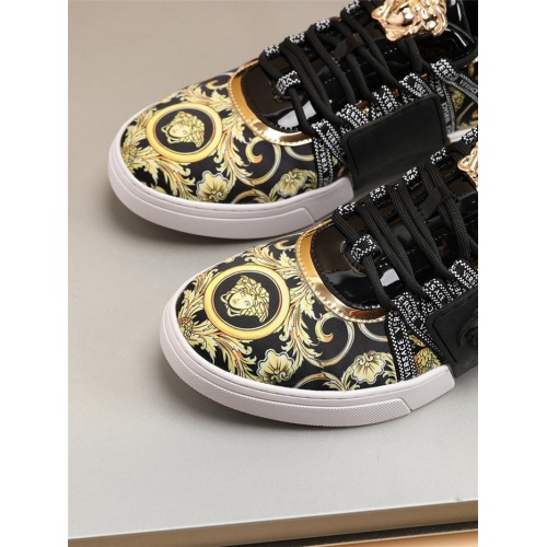 Replica Versace Casual Shoes For Men #789765 $76.00 USD for Wholesale