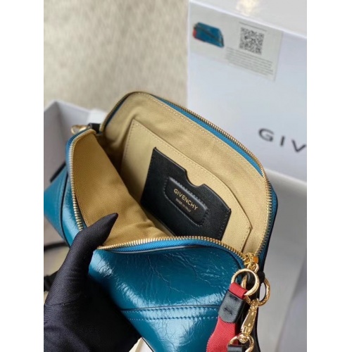 Replica Givenchy AAA Quality Messenger Bags #790394 $210.00 USD for Wholesale