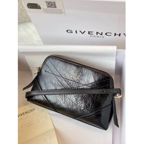 Givenchy AAA Quality Messenger Bags #790395 $210.00 USD, Wholesale Replica Givenchy AAA Quality Messenger Bags