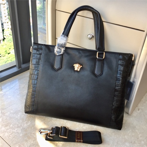 Versace AAA Man Handbags #791100 $115.00 USD, Wholesale Replica Versace AAA Man Handbags