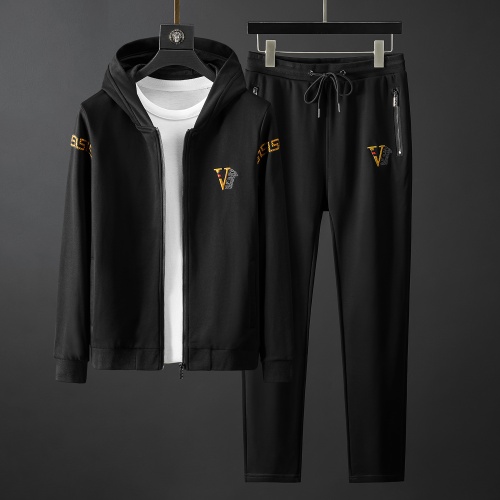 Versace Tracksuits Long Sleeved For Men #792018 $80.00 USD, Wholesale Replica Versace Tracksuits