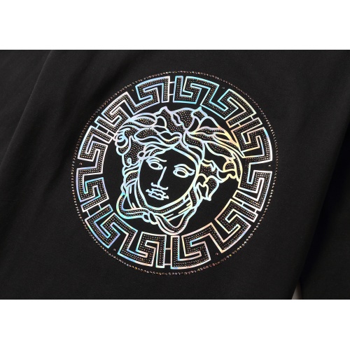 Replica Versace T-Shirts Long Sleeved For Men #792337 $32.00 USD for Wholesale