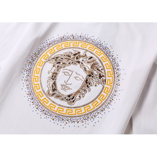Replica Versace T-Shirts Long Sleeved For Men #792339 $32.00 USD for Wholesale