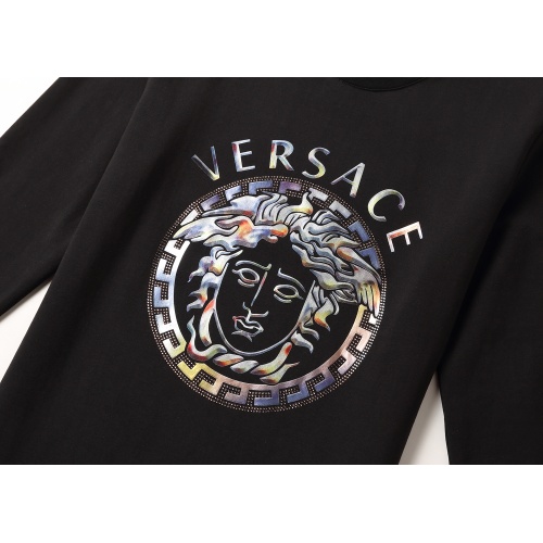 Replica Versace T-Shirts Long Sleeved For Men #792341 $32.00 USD for Wholesale