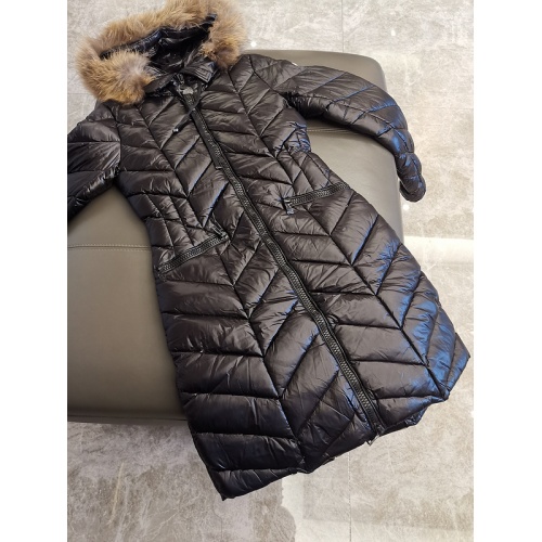 Moncler Down Feather Coat Long Sleeved For Women #793195 $246.00 USD, Wholesale Replica Moncler Down Feather Coat