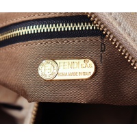 $92.00 USD Fendi AAA Messenger Bags #785115