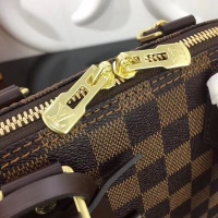 $133.00 USD Louis Vuitton LV AAA Quality Messenger Bags For Women #785147
