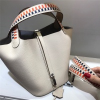 $106.00 USD Hermes AAA Quality Handbags For Women #785921