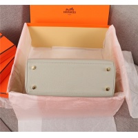 $101.00 USD Hermes AAA Quality Handbags For Women #785980