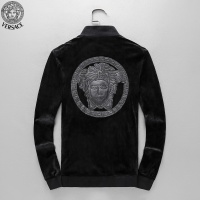 $102.00 USD Versace Tracksuits Long Sleeved For Men #789396
