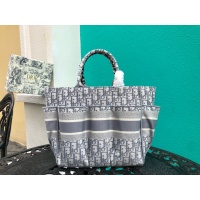 $96.00 USD Christian Dior AAA Handbags #790360
