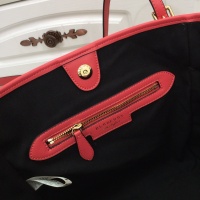$92.00 USD Burberry AAA Handbags #791537