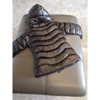 $176.00 USD Moncler Down Feather Coat Long Sleeved For Women #793197