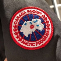 $251.00 USD Canada Goose Down Feather Coat Long Sleeved For Unisex #793476
