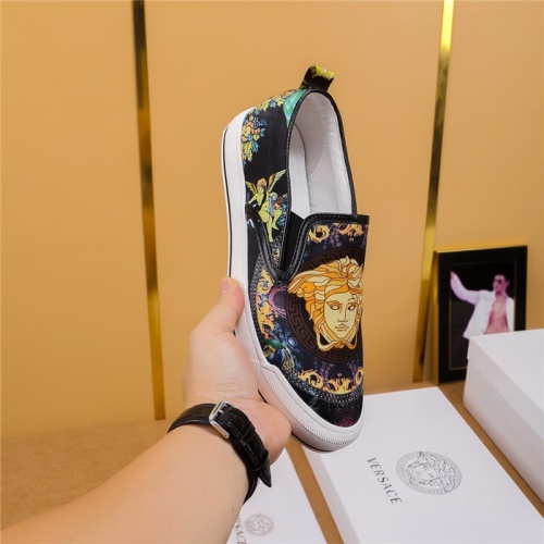 Replica Versace Casual Shoes For Men #795131 $68.00 USD for Wholesale