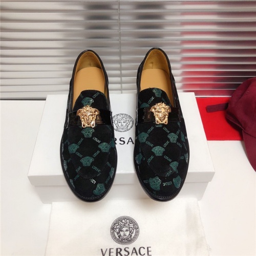 Replica Versace Casual Shoes For Men #795153 $82.00 USD for Wholesale
