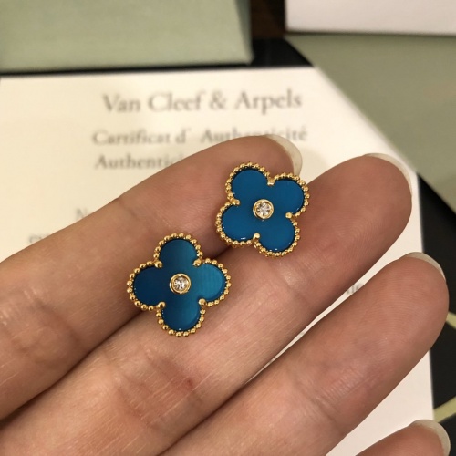 Van Cleef &amp; Arpels Earrings #795264 $32.00 USD, Wholesale Replica Van Cleef &amp; Arpels Earrings
