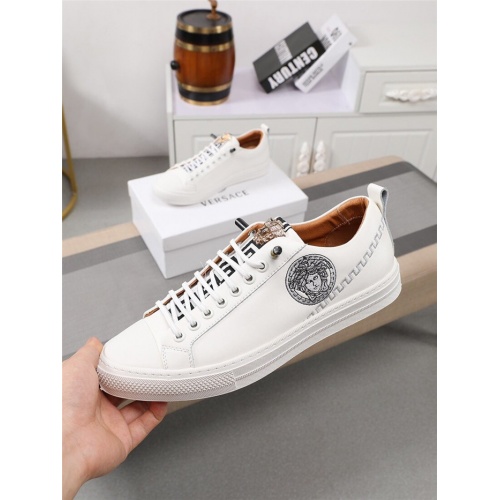 Replica Versace Casual Shoes For Men #795377 $76.00 USD for Wholesale