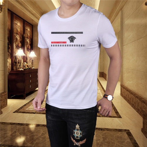 Replica Versace T-Shirts Short Sleeved For Men #797374 $29.00 USD for Wholesale