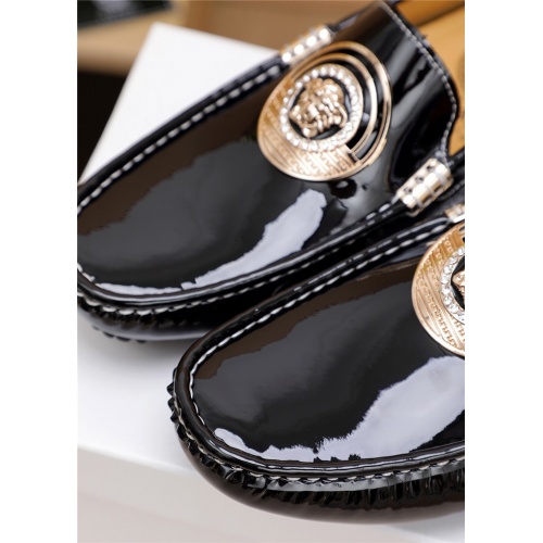 Replica Versace Casual Shoes For Men #798032 $64.00 USD for Wholesale