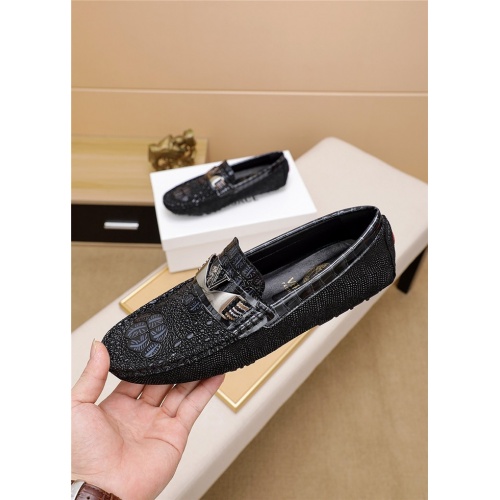 Replica Versace Casual Shoes For Men #798033 $68.00 USD for Wholesale
