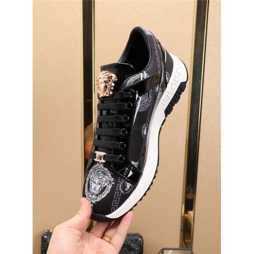 Replica Versace Casual Shoes For Men #798081 $76.00 USD for Wholesale