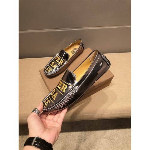 Replica Versace Casual Shoes For Men #798272 $68.00 USD for Wholesale