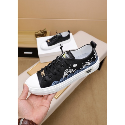 Replica Versace Casual Shoes For Men #798614 $72.00 USD for Wholesale