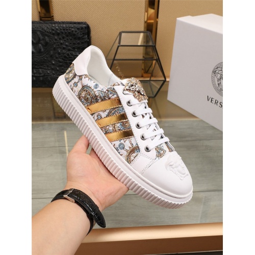 Replica Versace Casual Shoes For Men #798726 $76.00 USD for Wholesale