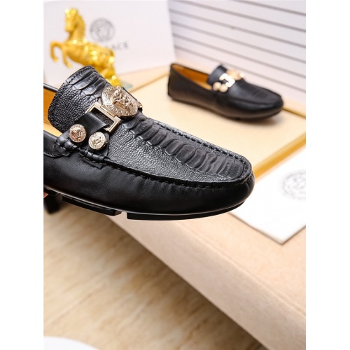 Replica Versace Casual Shoes For Men #798928 $68.00 USD for Wholesale