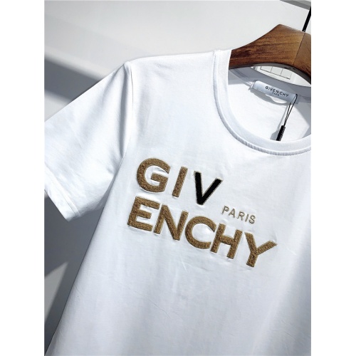 Replica Givenchy T-Shirts Short Sleeved For Men #800005 $26.00 USD for Wholesale